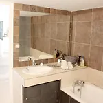 Daire Bngo I Luxe & Confort I Parking, 5 P, Hypercentre Lyon